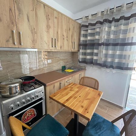 Jona Rooms Химара Экстерьер фото
